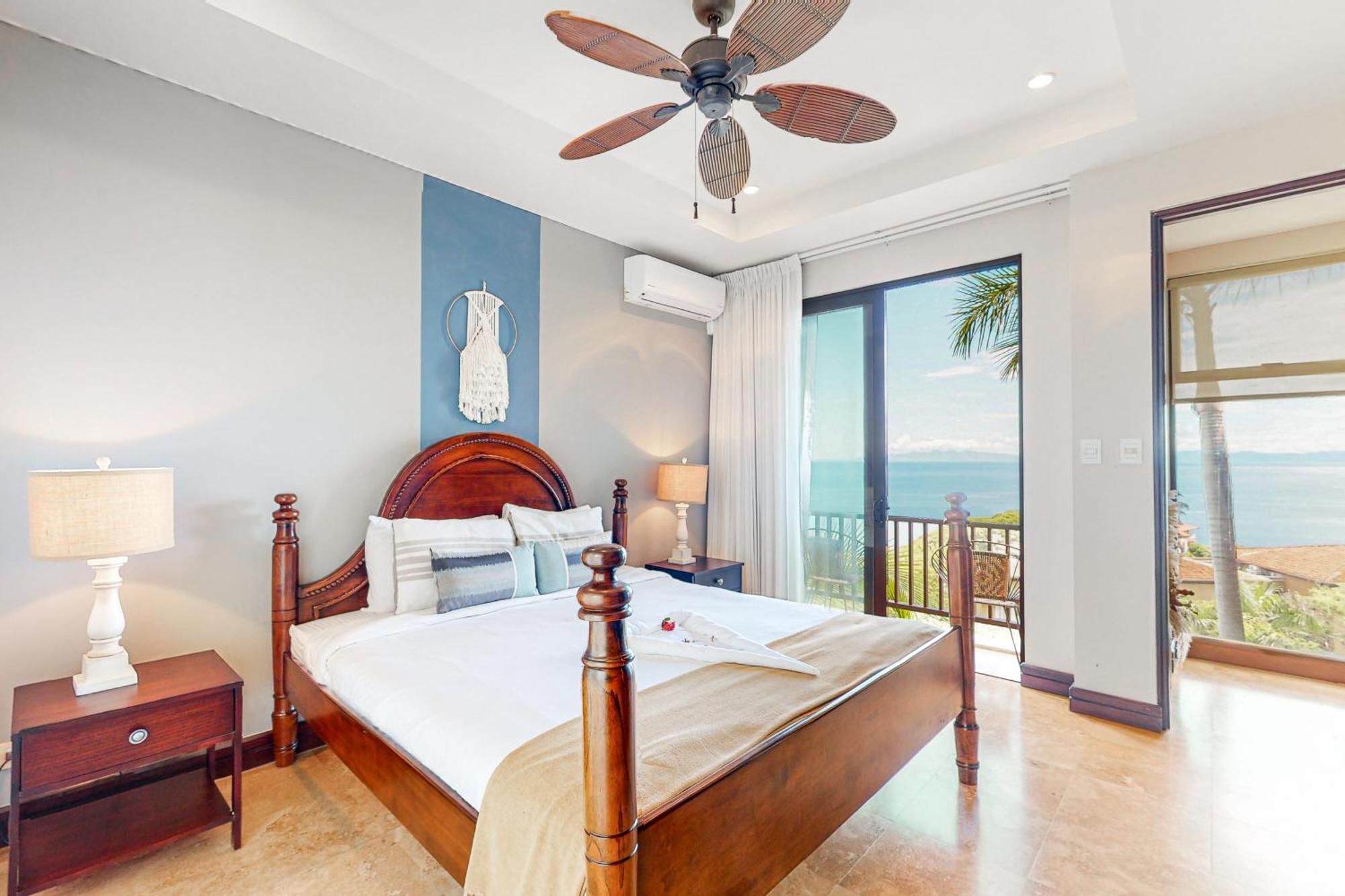Condo @ Azul Paraiso Коко Номер фото